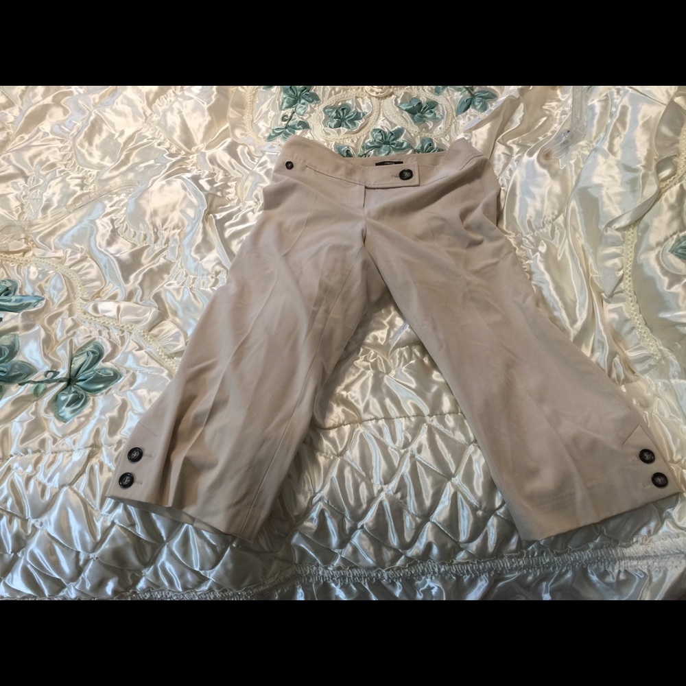 Capris pants light beige